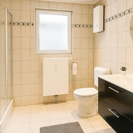 アパート Kornotti Wimbach